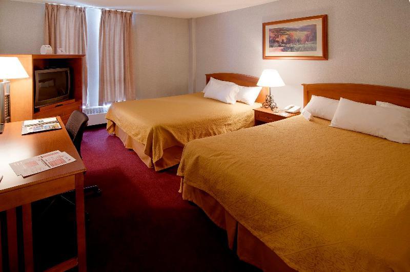 Hotel Quality Airport & Conference Centre 3*